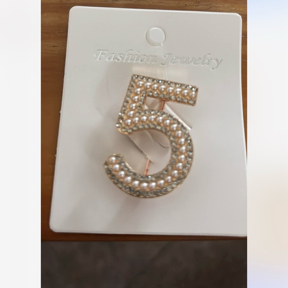 Elegant Pearl Number 5 Brooch